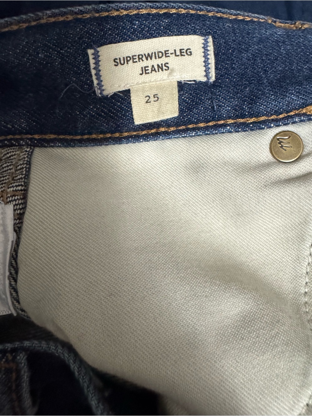 Madewell Wide-Leg High-Rise Jeans in Dark Indigo - Picture 4 of 13